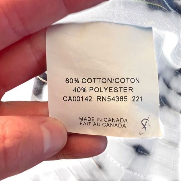 Alia blue vintage button down shirt. Size 8 - Picture 3 of 7